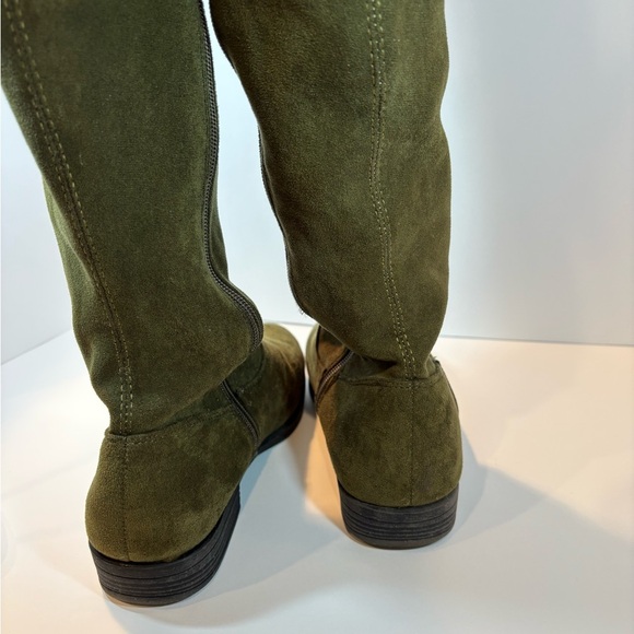 Herstyle Green Over the Knee Boots Stylish and Versatile - Picture 5 of 10